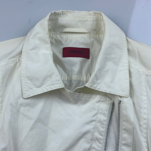 Hugo Boss Buttoned and Zip Up Belted Romper S100-10 - Picture 2 of 5